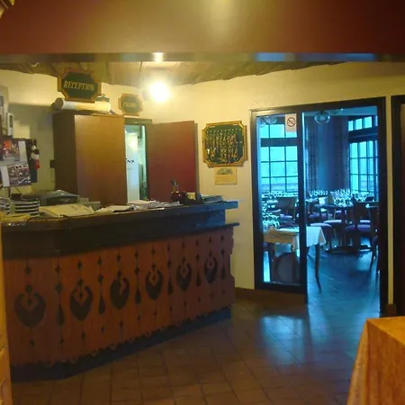 Auberge Du Mont Rond