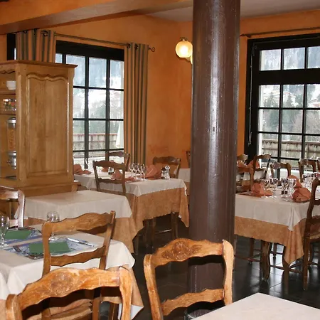 Hostel Auberge Du Mont Rond Montriond